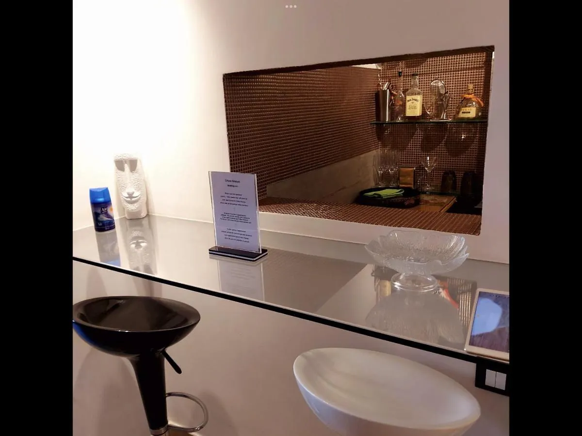 Apartment Appartamento Urban Maison Genoa