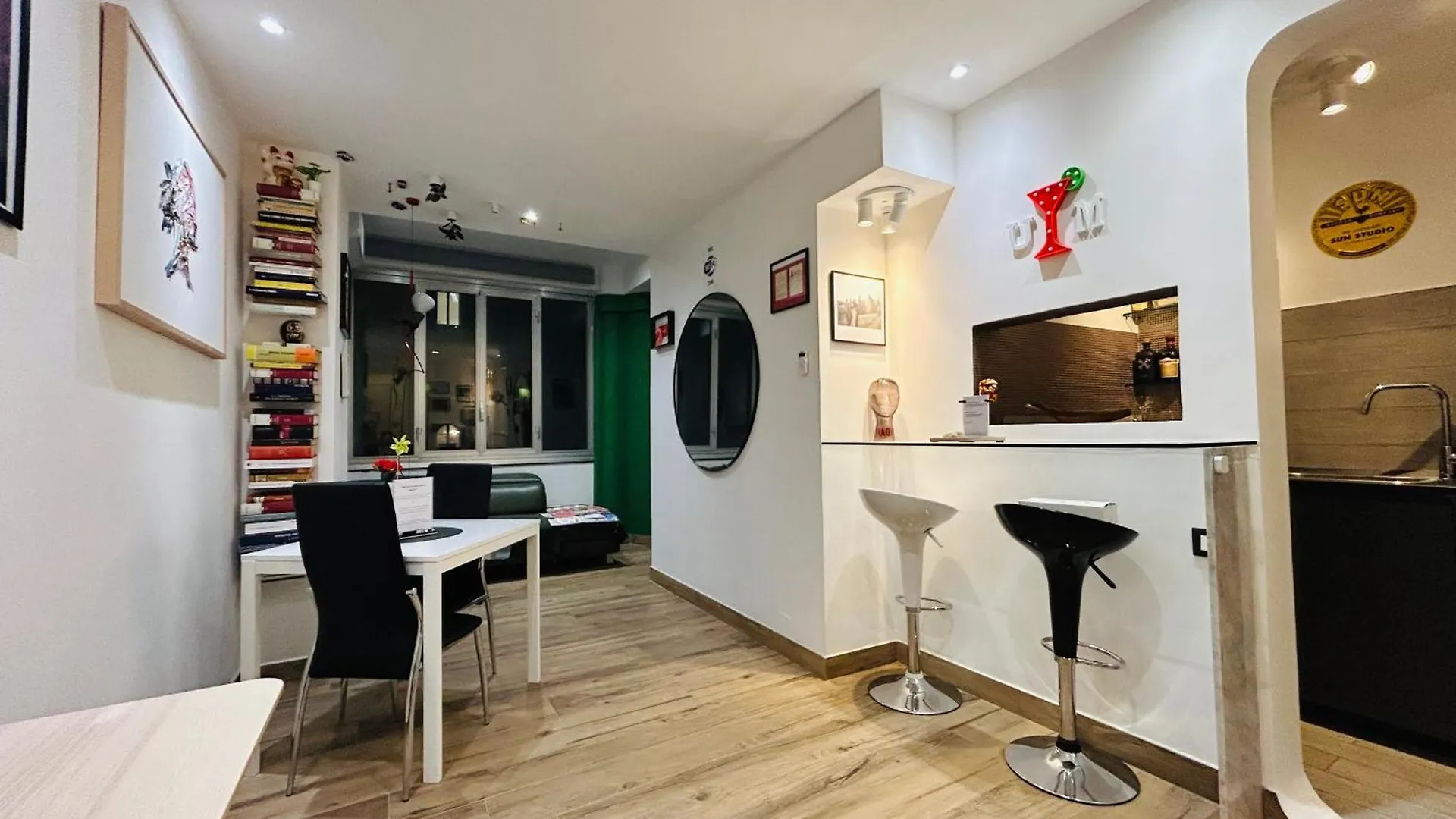 Apartment Appartamento Urban Maison Genoa
